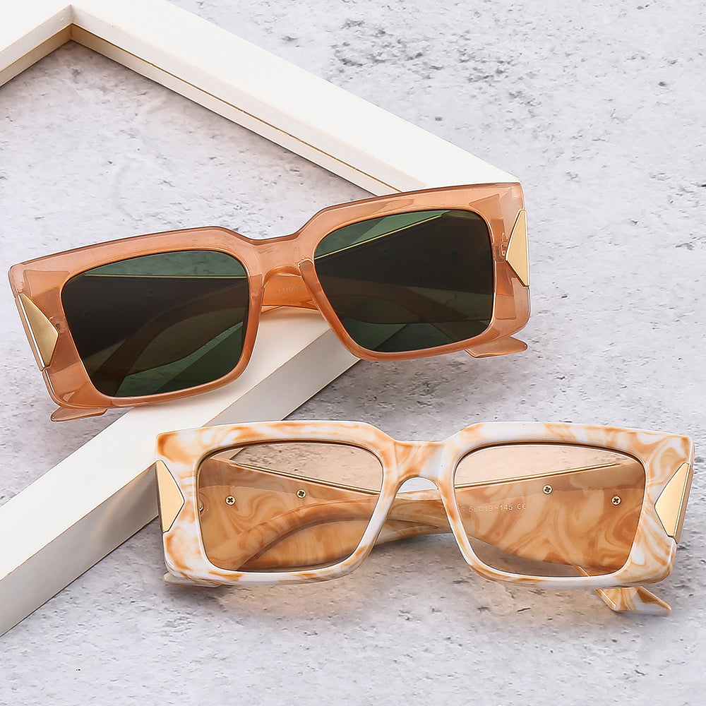 Eyewears
