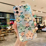 Daisy Elegance Luxe Floral Phone Case