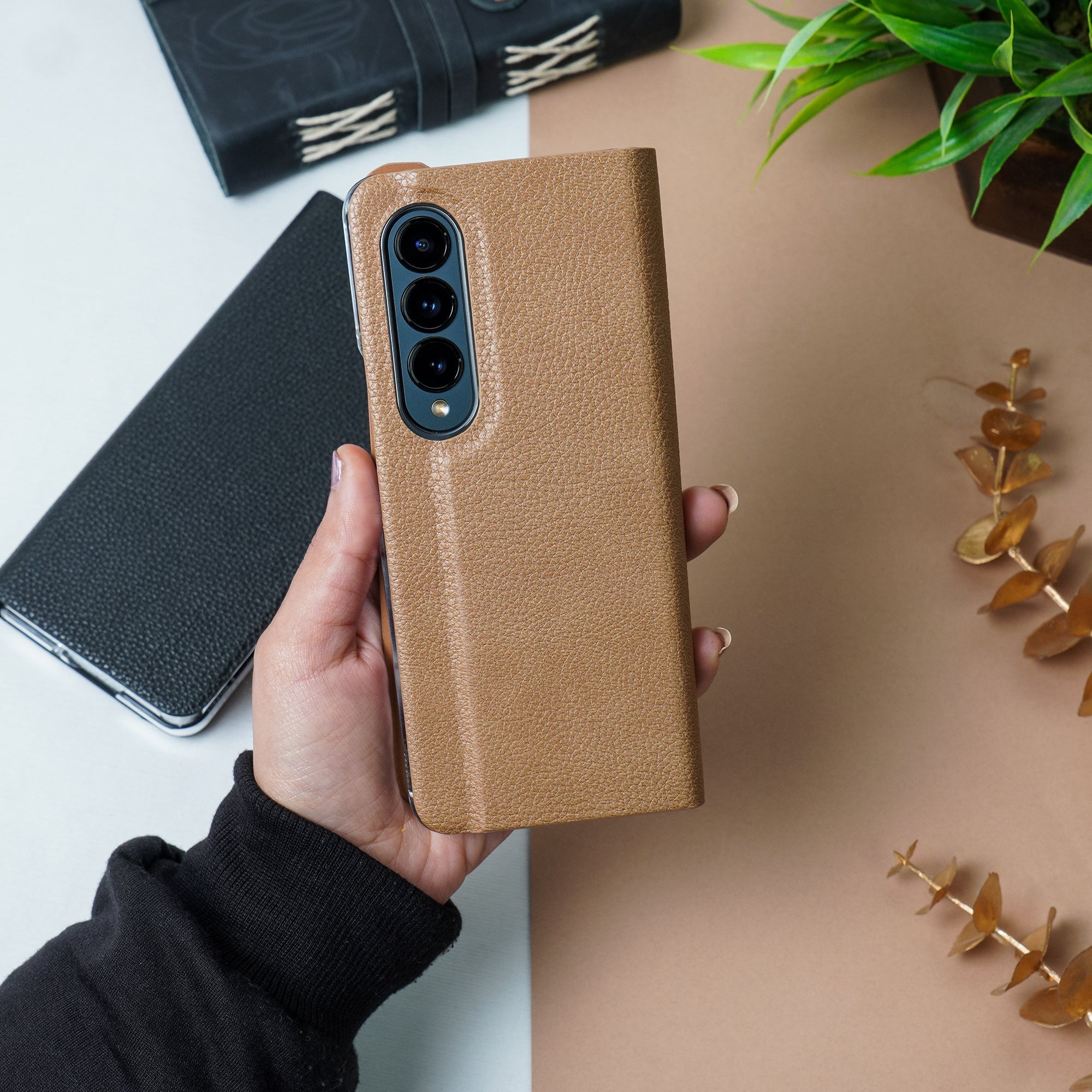 Galaxy Z Fold4 Leather Textured Slim Case