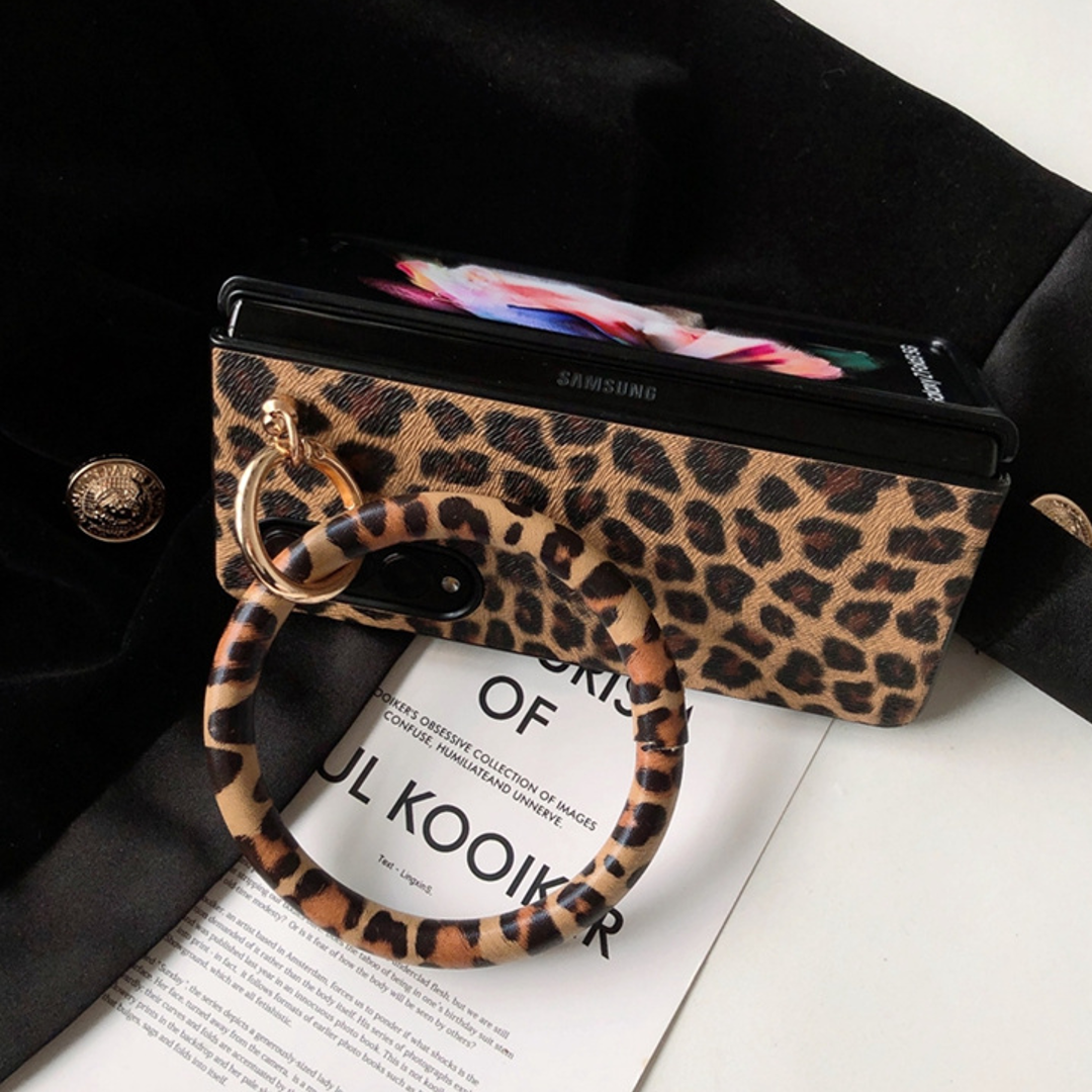 Leopard Printed Wrist Strap Bracelet Case - Samsung